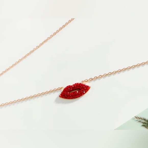 Moon Goddess Emporium Jewelry - 585 Rose Gold Mini Red Pave Crystal Lips Pendant Necklace Minimalist No Fade